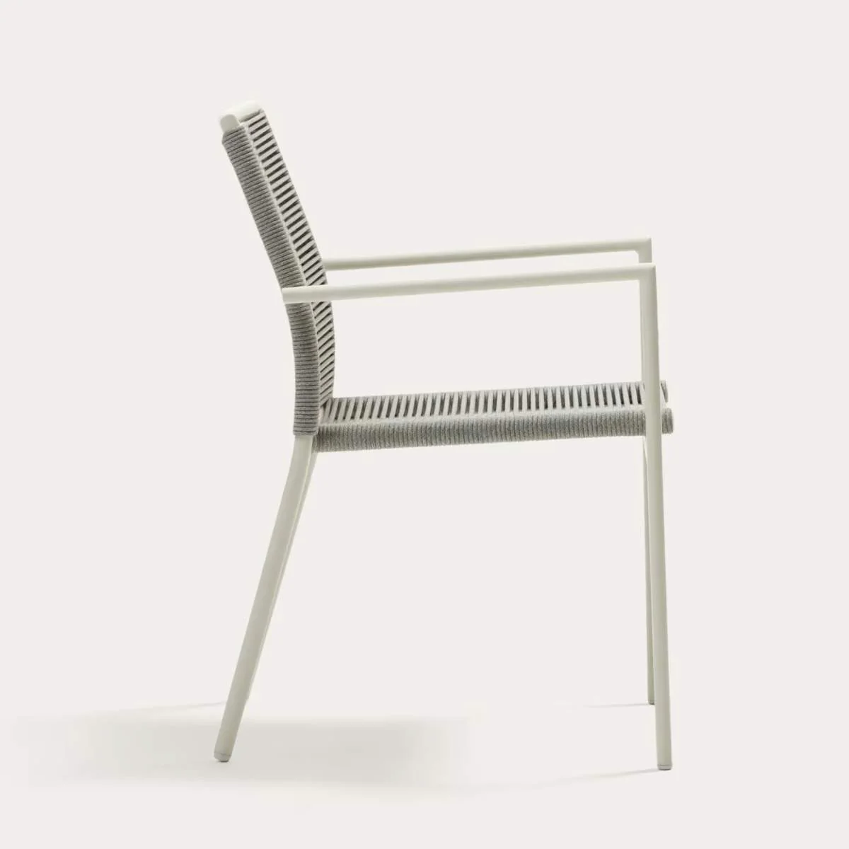 Kave Home Culip stackable outdoor chair in aluminium and cord in brown - Image 12