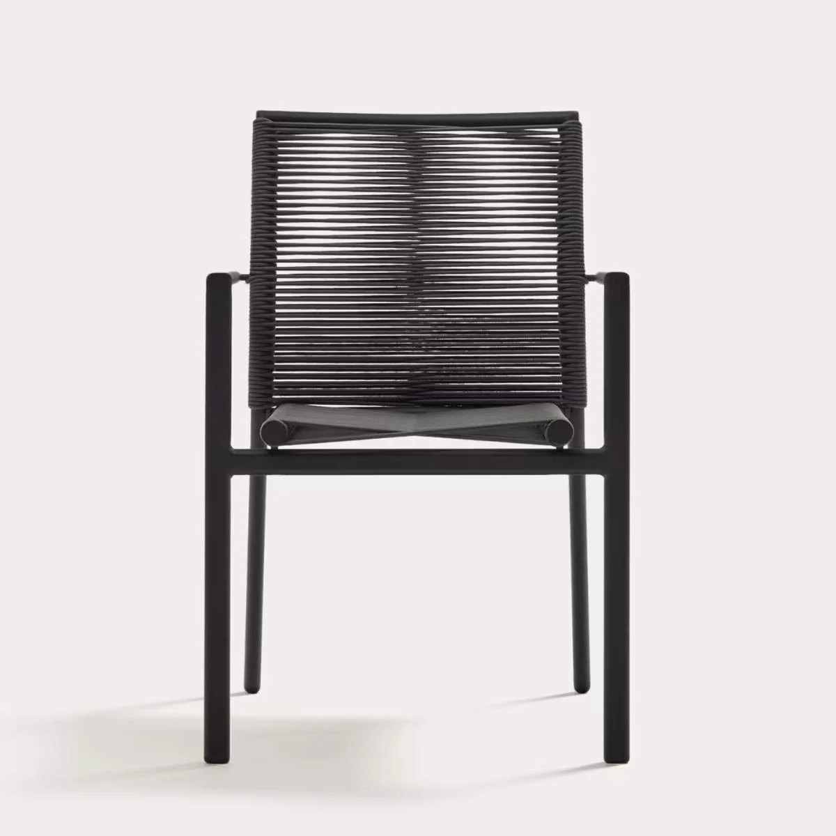 Kave Home Culip stackable outdoor chair in aluminium and cord in brown - Image 21