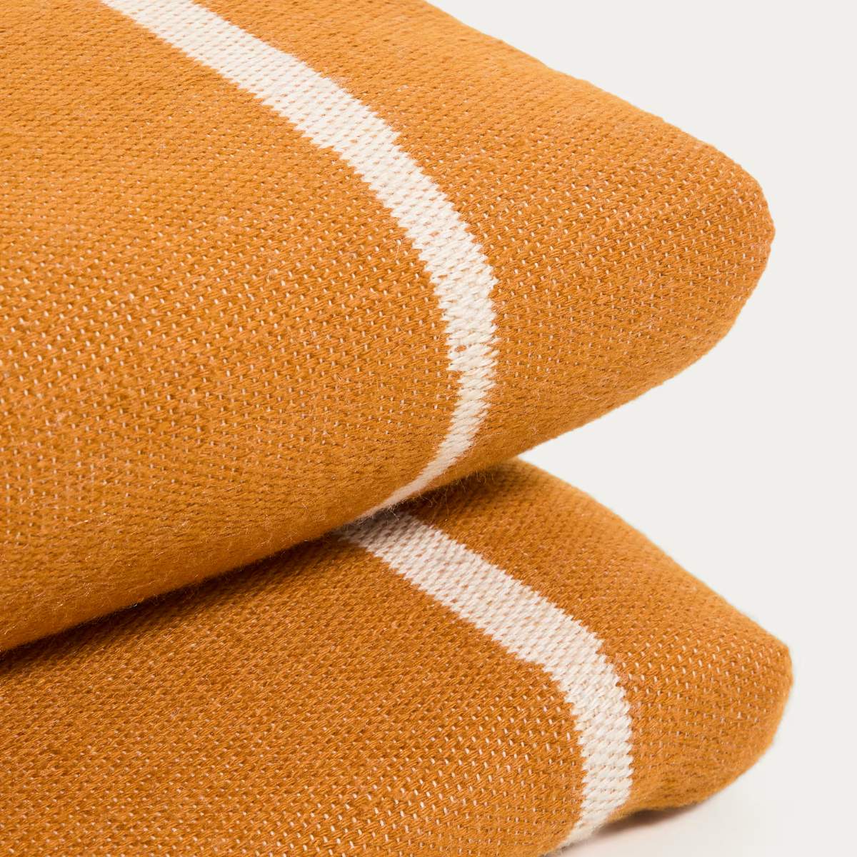 Kave Home Daila orange 100% PET sun lounger cushion with Ikat graphic 50 x 175cm - Image 6