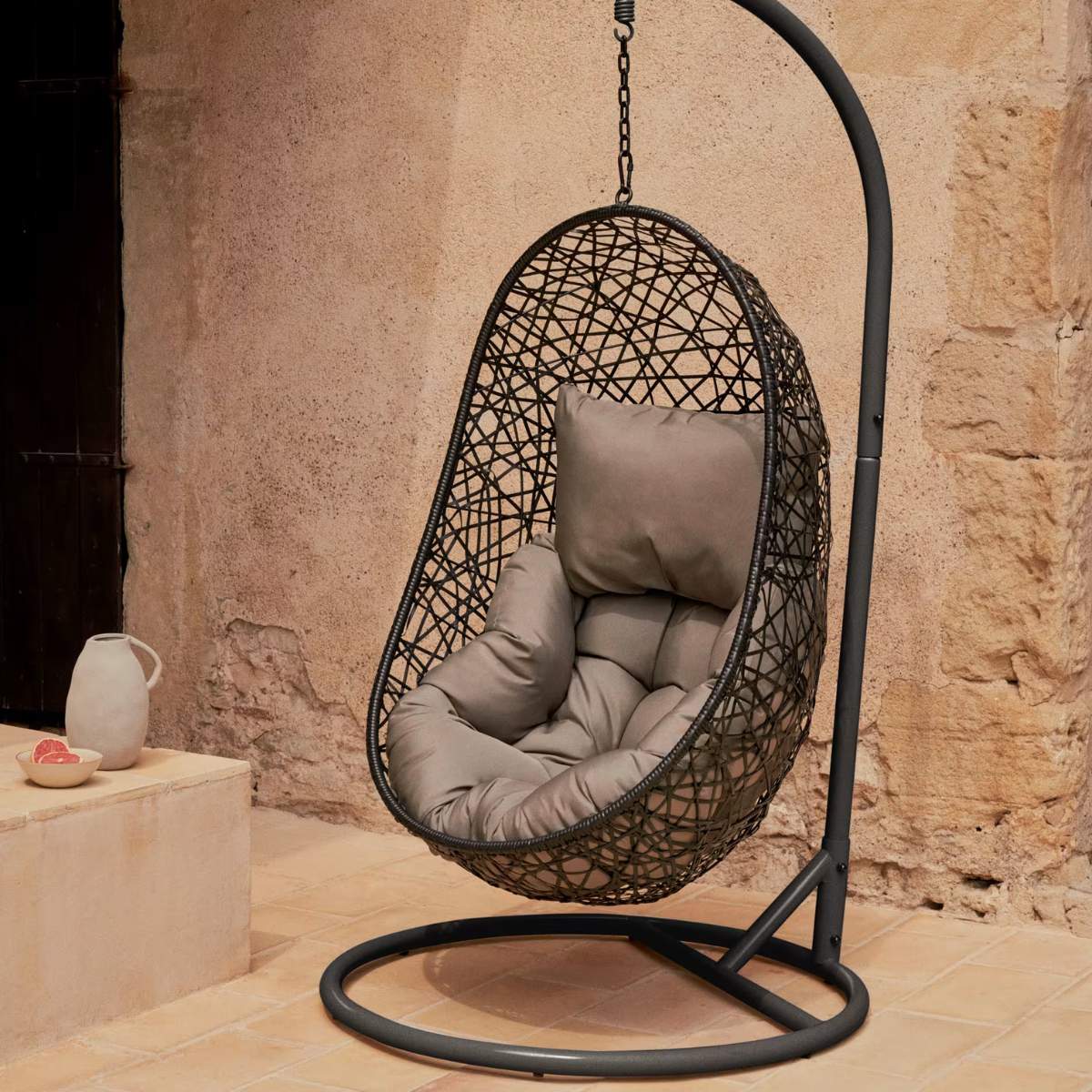 Kave Home Dalias steel structure in dark grey for hanging chairs - Image 3