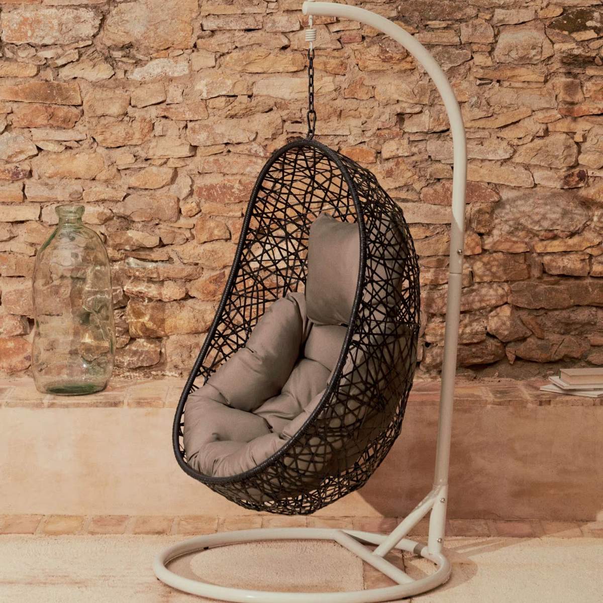Kave Home Dalias steel structure in dark grey for hanging chairs - Image 4