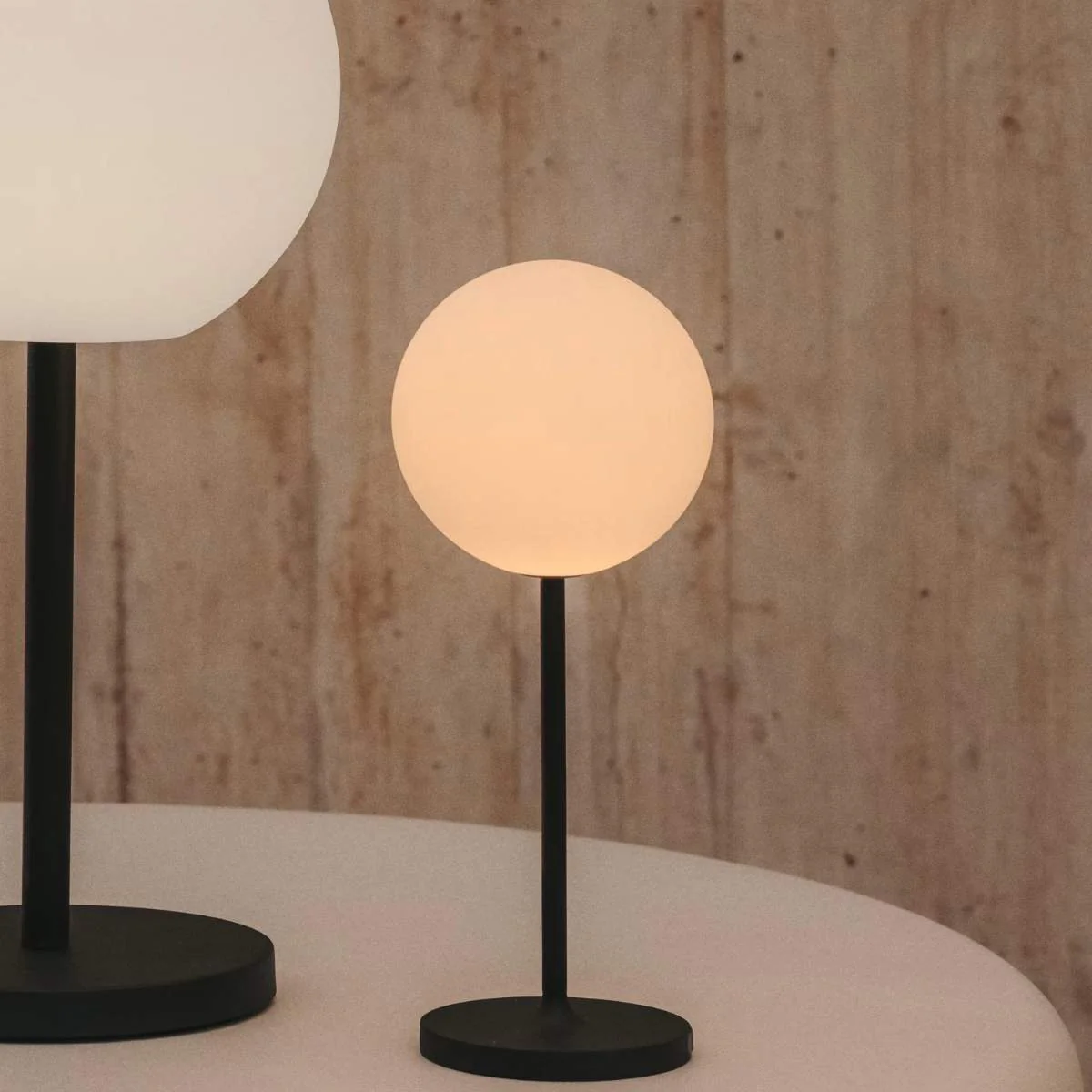 Kave Home Dinesh outdoor table lamp in grey aluminium 40 cm - Image 13