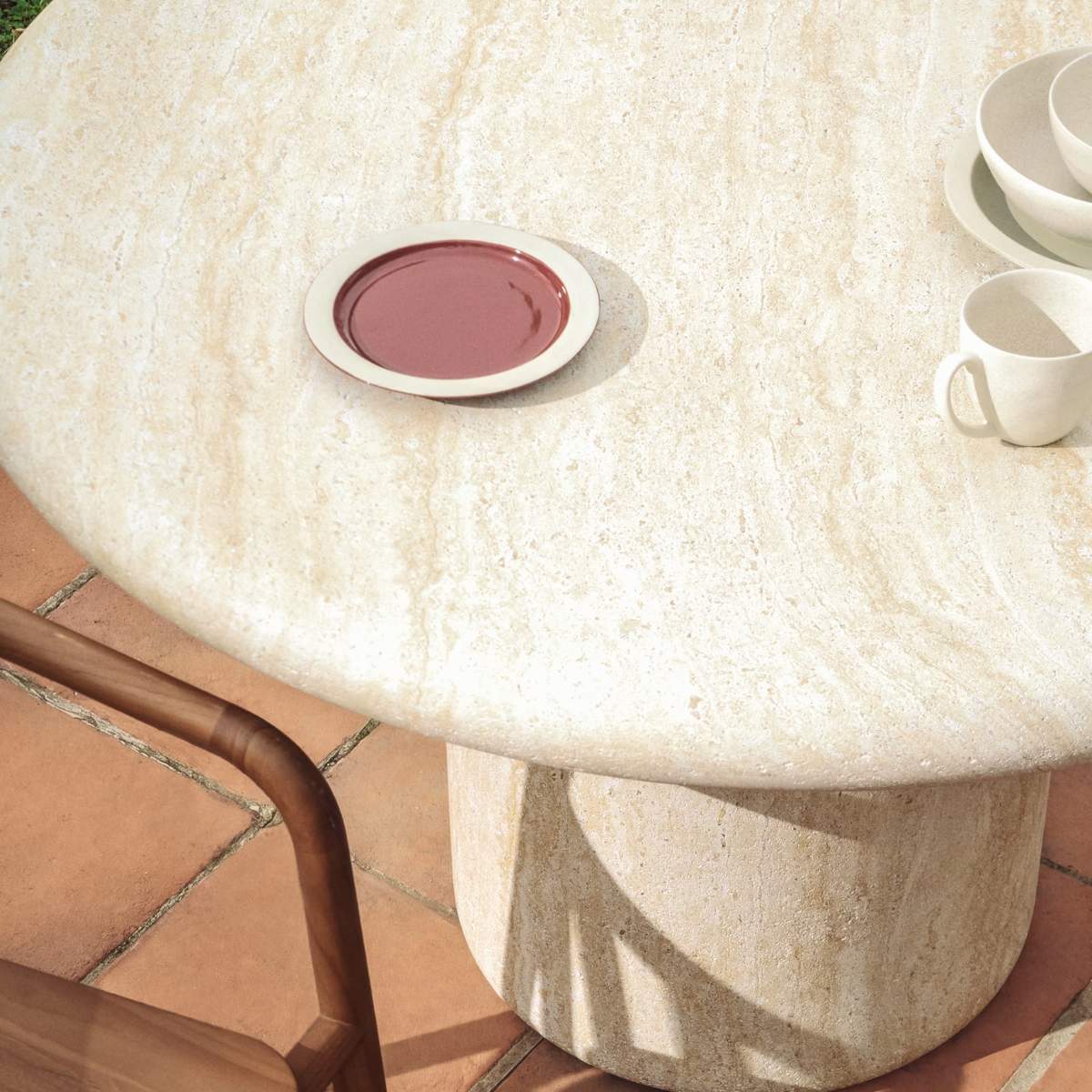 Kave Home Drasi round concrete table with travertine-effect finish Ø122cm - Image 8