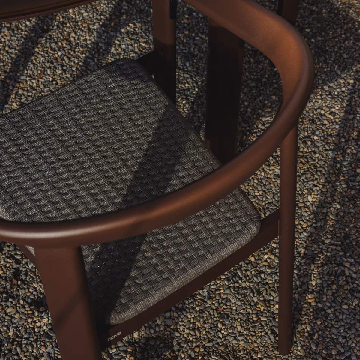 Kave Home Erice stackable outdoor chair in aluminium and ecru rope - Image 22