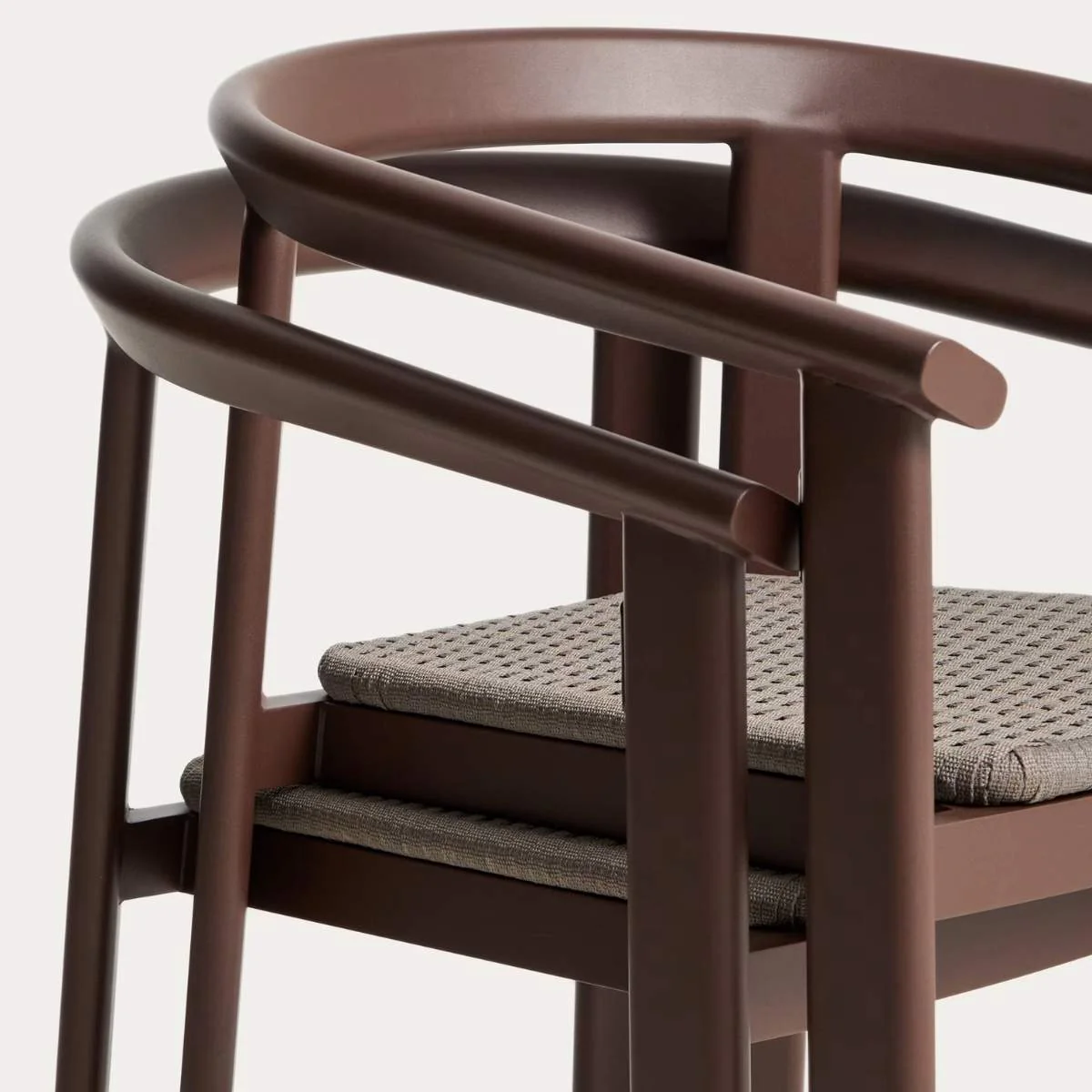 Kave Home Erice set of 6 aluminium and rope cord stackable chairs and a table in ecru aluminium and tempered glass 230 x 100cm - Image 5