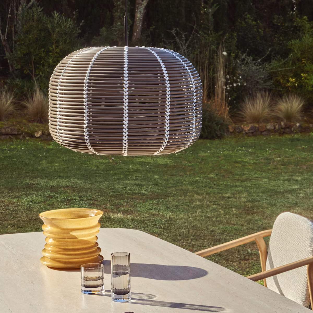 Kave Home Garoina lampshade for outdoor ceiling lamp in taupe synthetic rattan Ø 50cm - Image 9