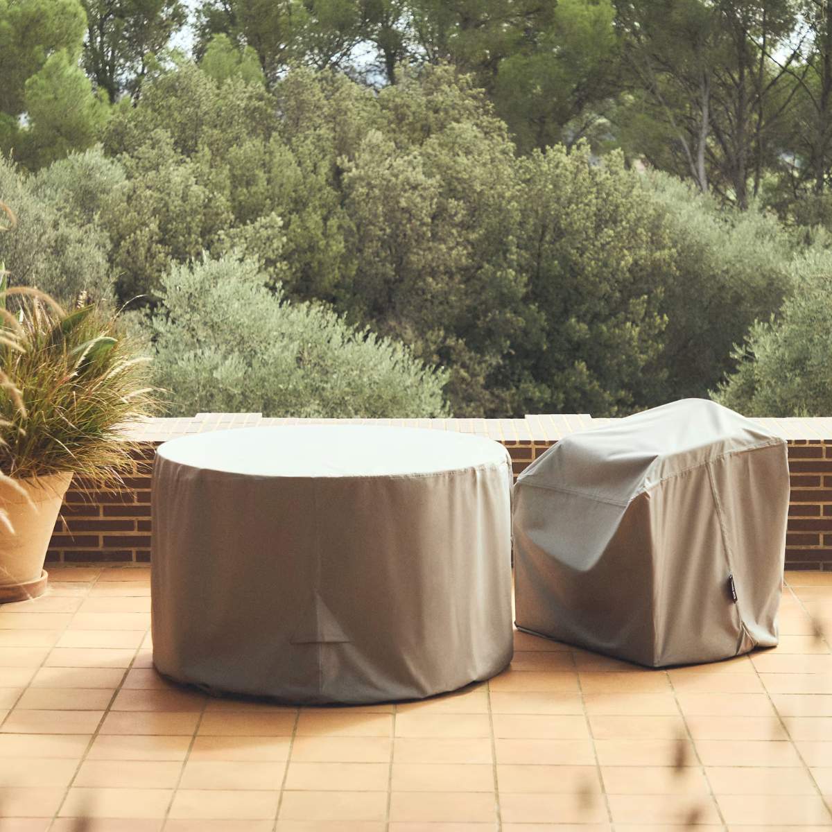 Kave Home Iria protective cover for outdoor furniture max. Ø130 - Image 8