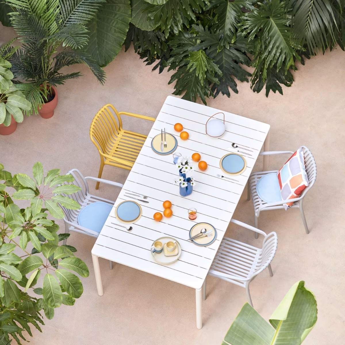 Kave Home Isabellini stackable outdoor chair in terracotta - Image 50