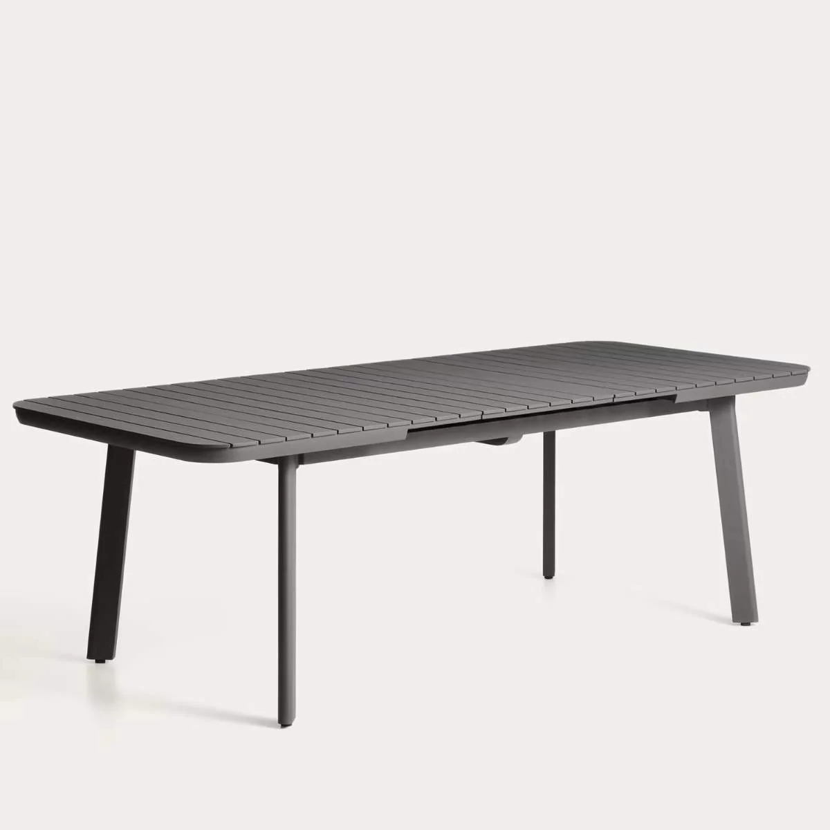 Kave Home Izola extendable outdoor table in aluminium with green finish 185 (235) x 100cm - Image 11