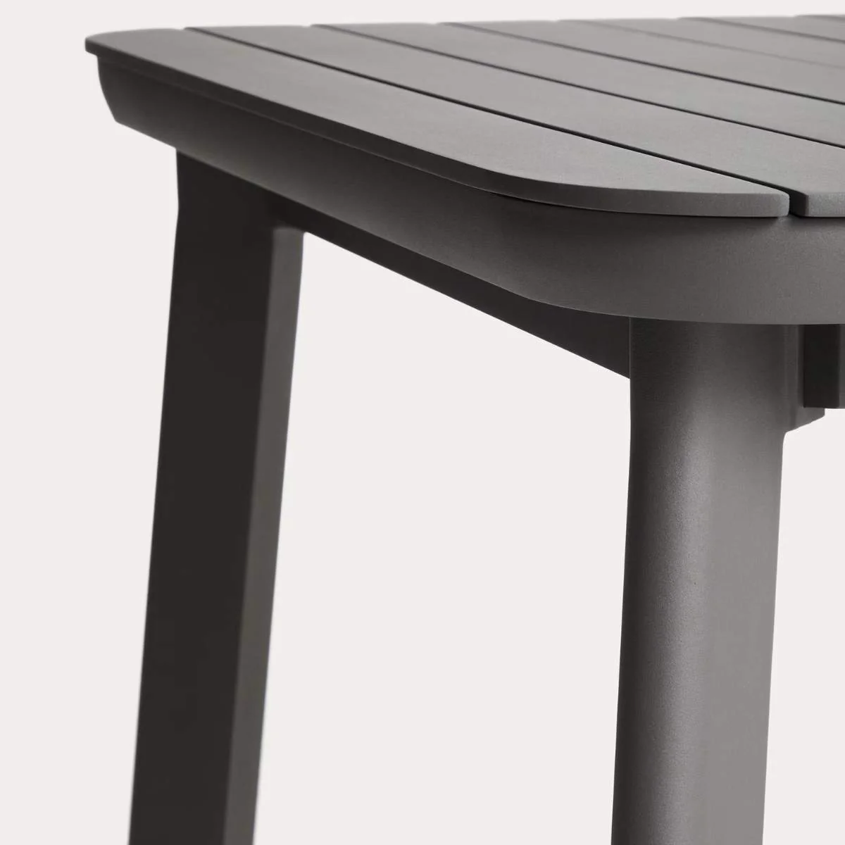 Kave Home Izola extendable outdoor table in aluminium with green finish 185 (235) x 100cm - Image 12
