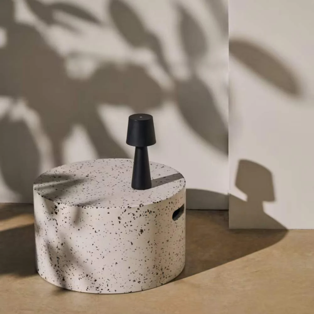 Kave Home Jenell Outdoor Terrazzo Coffee Table in White, Ø 52 cm - Image 3