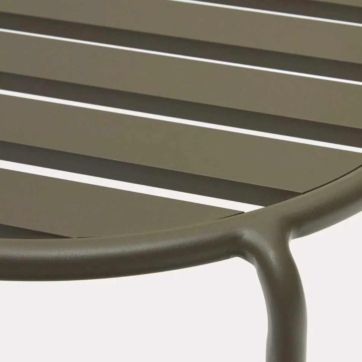 Kave Home Joncols outdoor side table in aluminium with taupe painted finish Ø 60cm - Image 10