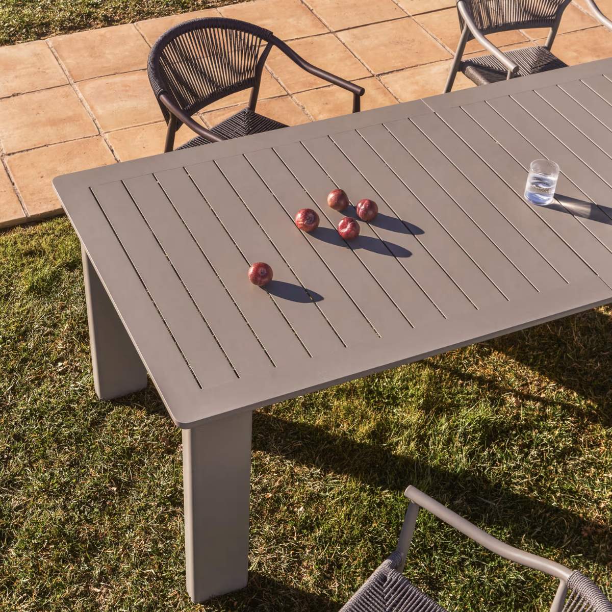 Kave Home Livorno extendable table in taupe aluminium 233(350) x 100 cm - Image 22