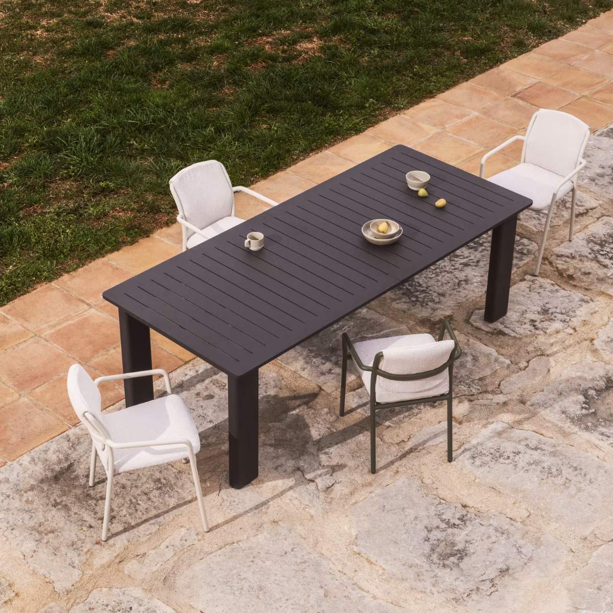 Kave Home Livorno extendable table in taupe aluminium 233(350) x 100 cm - Image 25