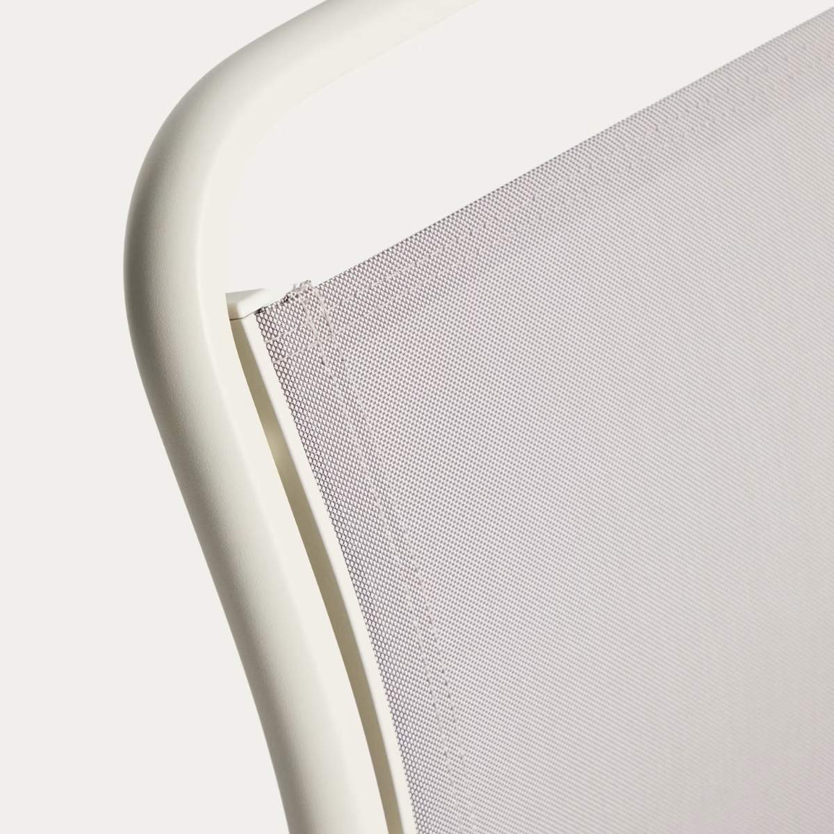 Kave Home Luri stackable chair in ecru aluminium and beige texteline - Image 9