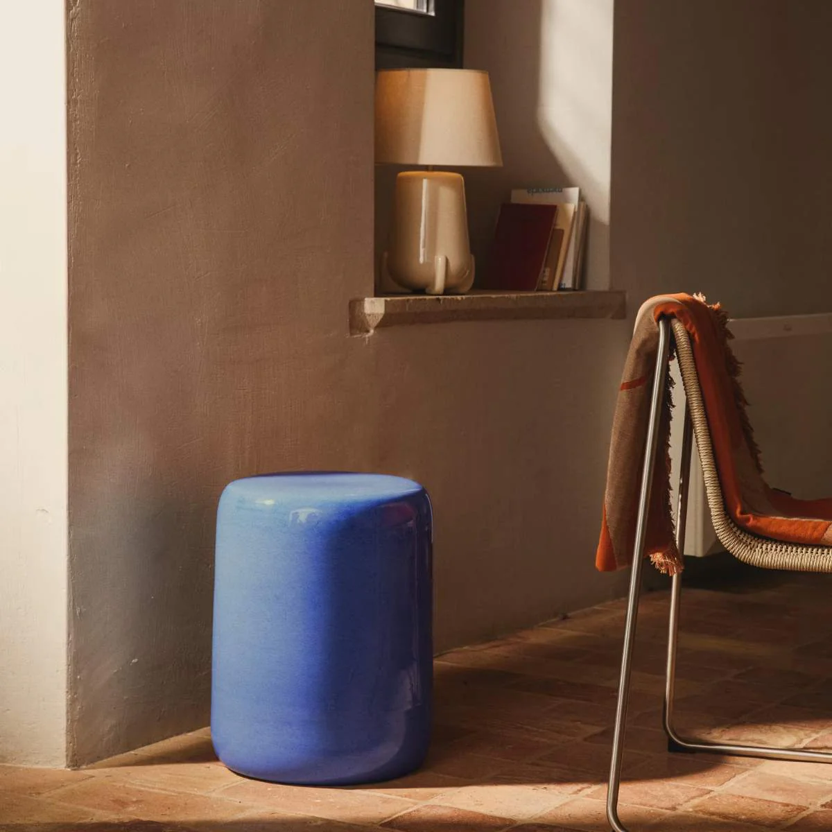 Kave Home Mesquida outdoor side table in ceramic with glazed turquoise finish Ø 35cm - Image 12