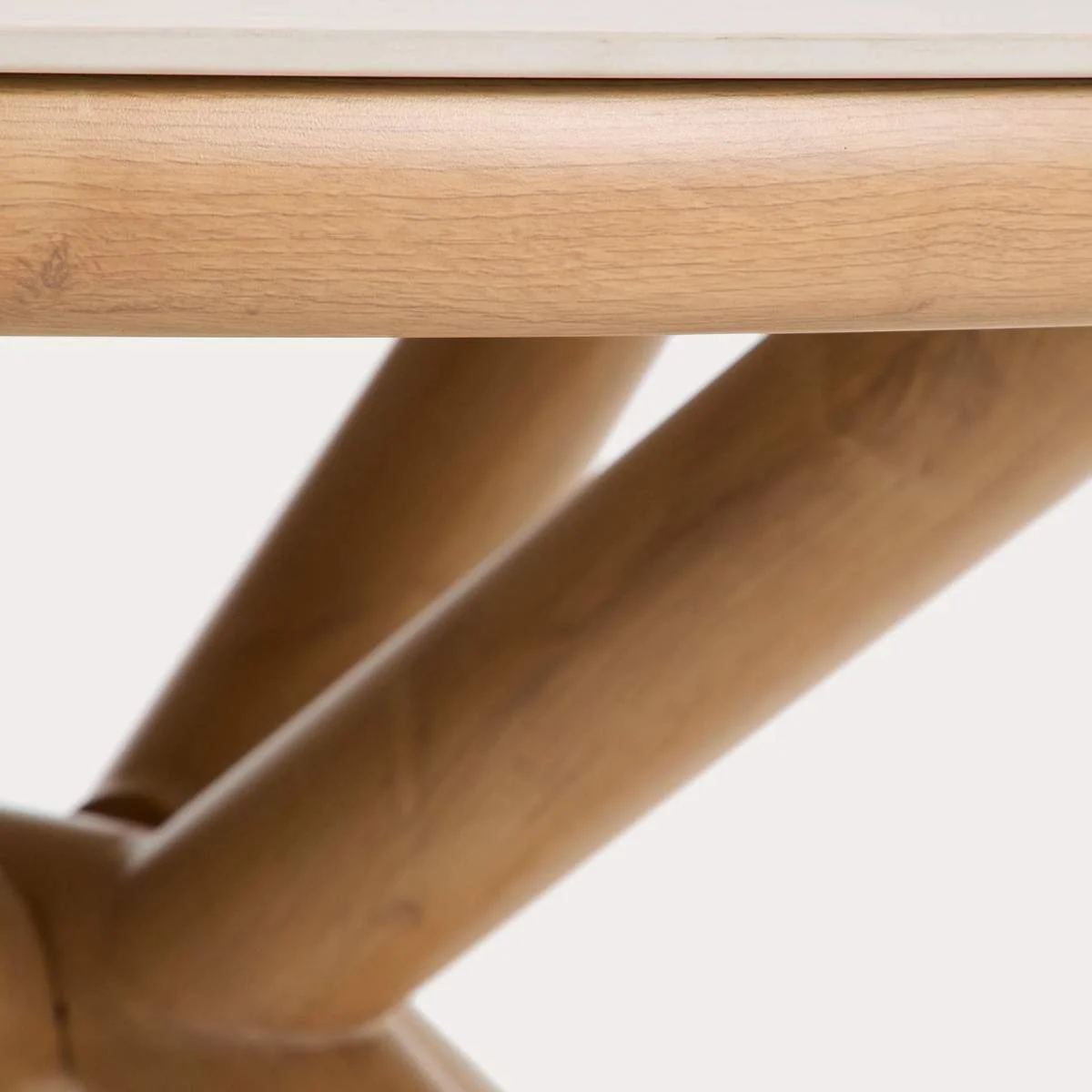 Kave Home Mirtia outdoor table in wood-effect aluminium and ecru sintered stone Ø 148cm - Image 5