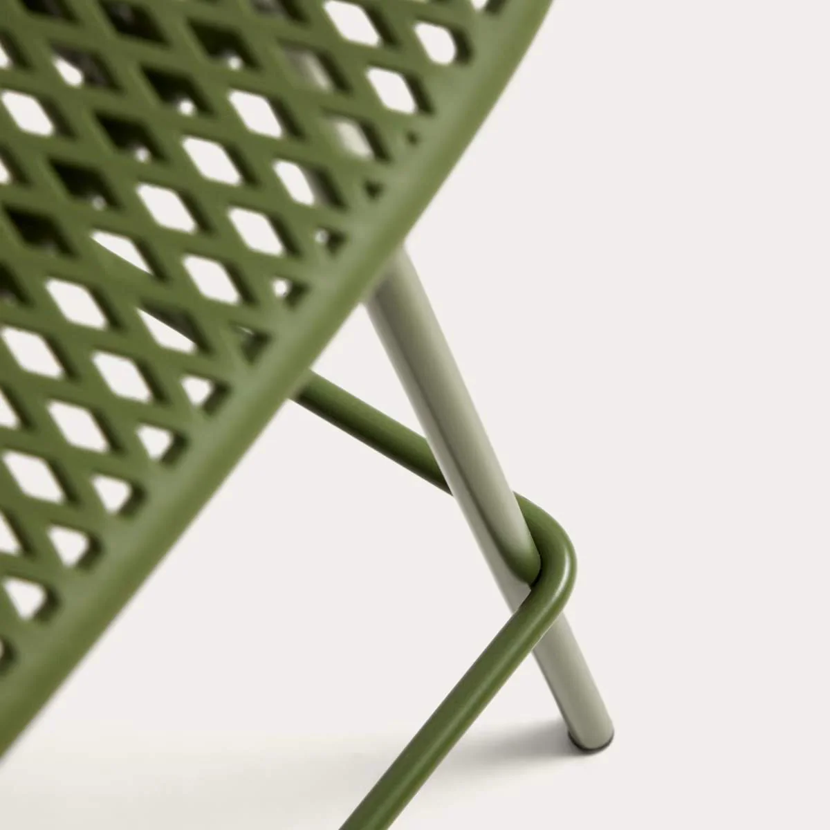 Kave Home Quinby brown outdoor stool 65cm - Image 14