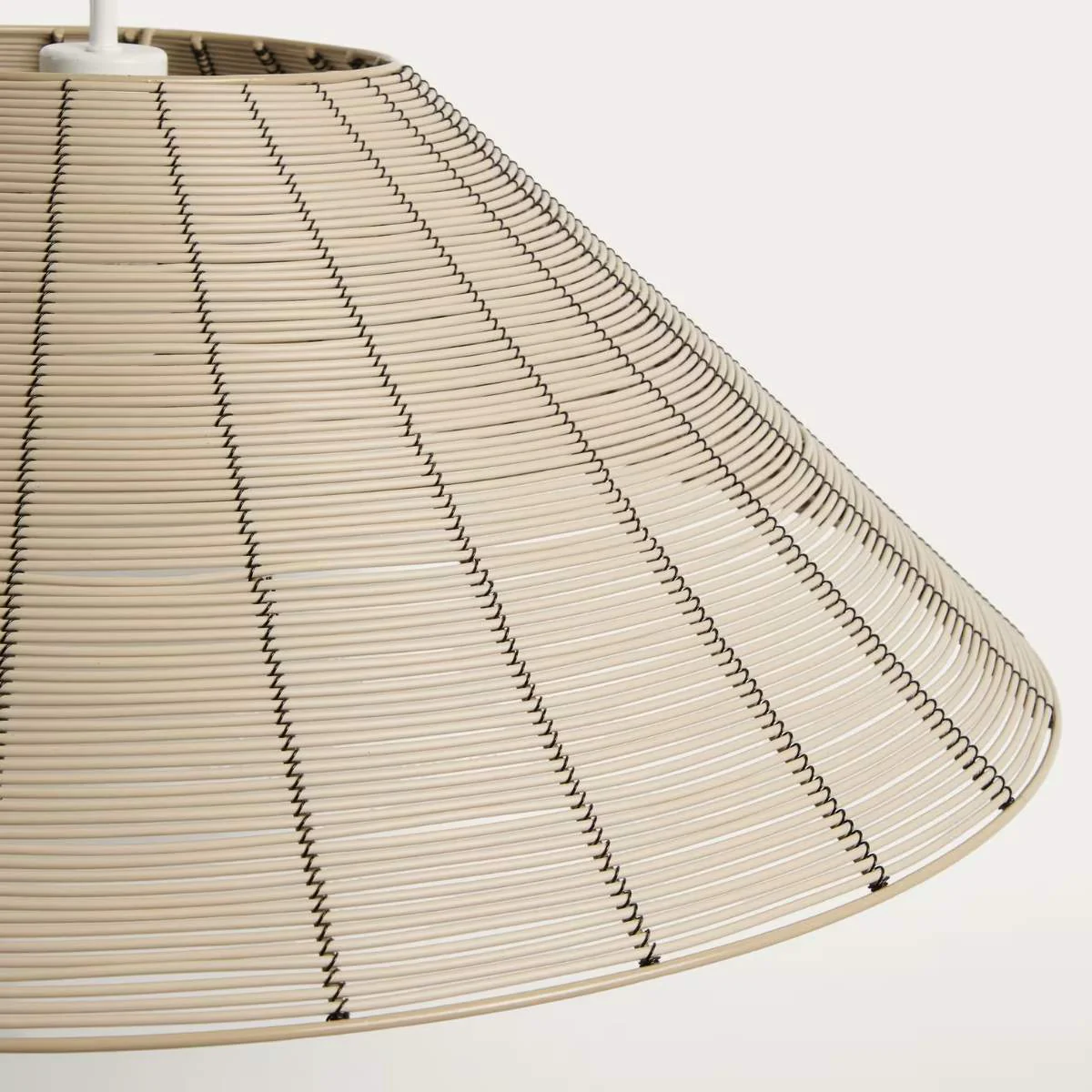 Kave Home Saranella lampshade for outdoor ceiling lamp in light grey synthetic rattan Ø 70cm - Image 3