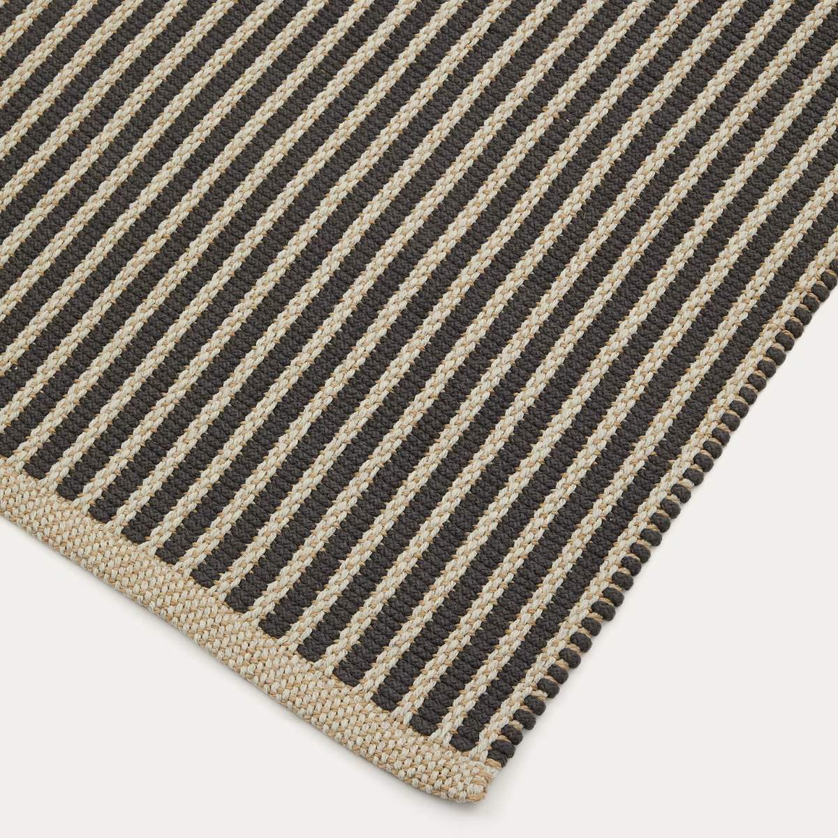 Kave Home Satanca beige and black striped rug made from synthetic fibres 160 x 230 cm - Image 2
