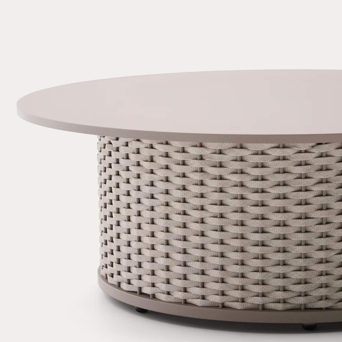 Kave Home Sedalis outdoor coffee table in aluminium with blue rope cord Ø99 cm - Image 6