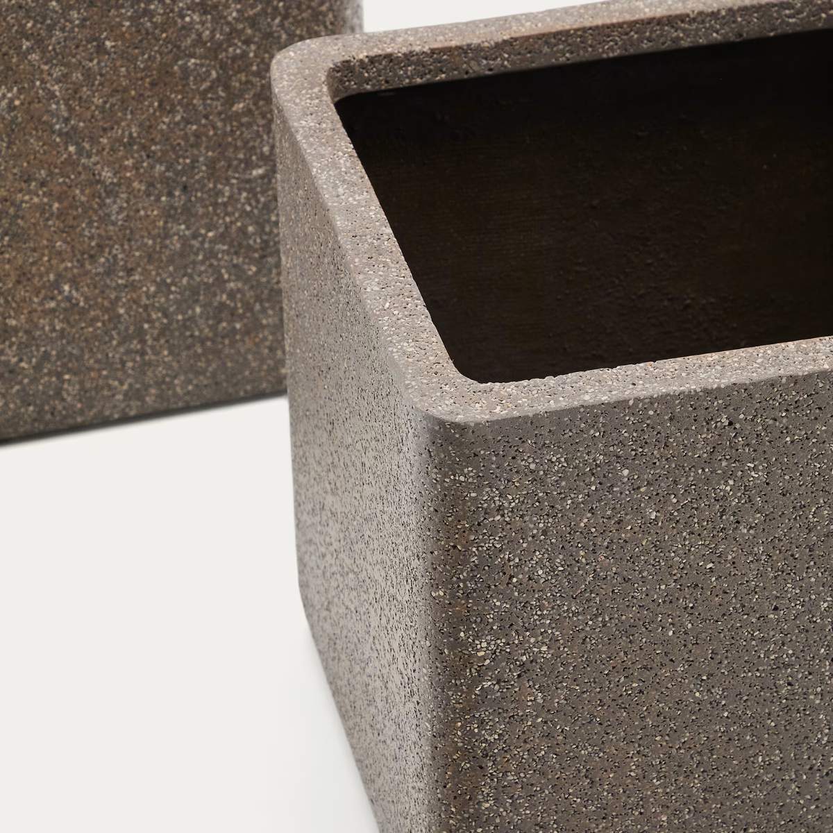 Kave Home Set of 2 Minoa planters with mustard stone effect 44 x 44 cm - Image 7