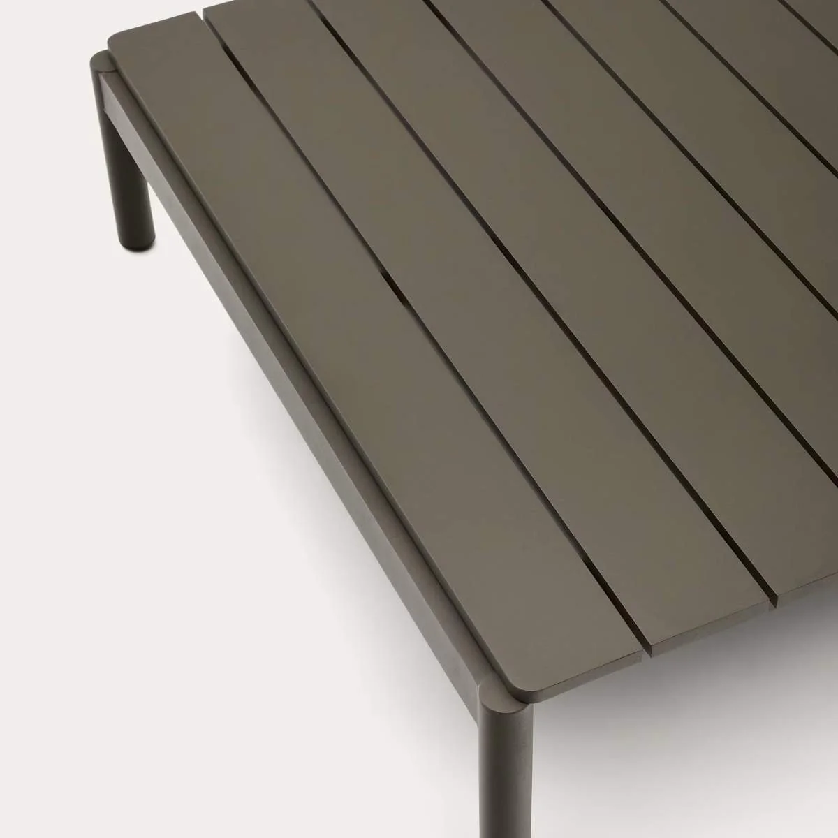 Kave Home Sorells coffee table in green aluminum 89 x 91 cm - Image 4