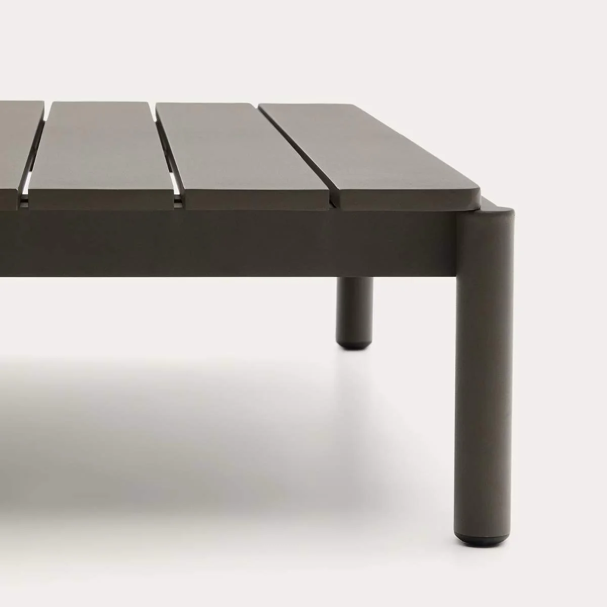 Kave Home Sorells coffee table in green aluminum 89 x 91 cm - Image 5
