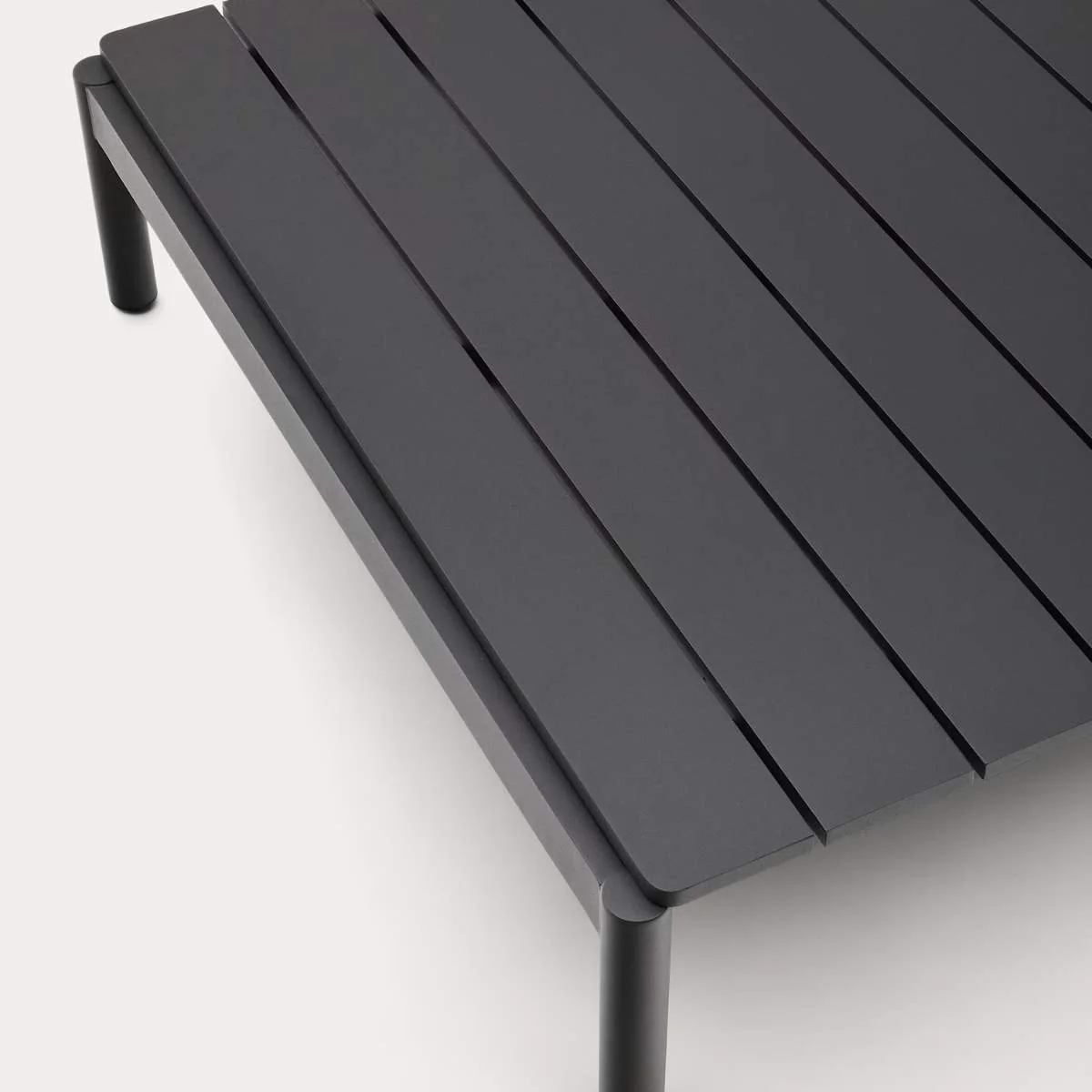 Kave Home Sorells coffee table in green aluminum 89 x 91 cm - Image 8