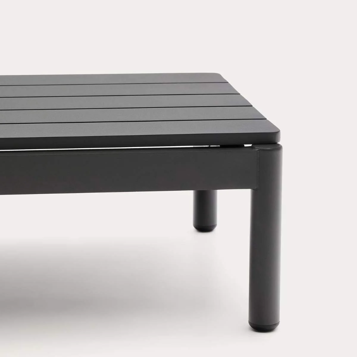 Kave Home Sorells coffee table in green aluminum 52,4 x 91 cm - Image 9