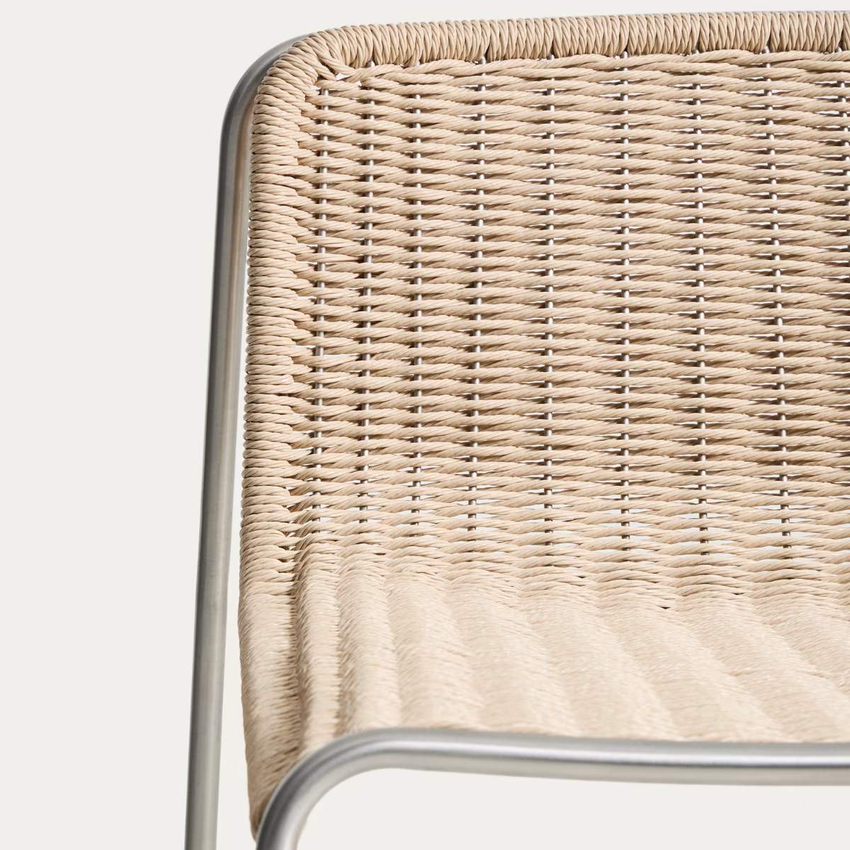 Kave Home Tavari stackable stool in beige synthetic rope cord and AISI 304 stainless steel with brushed finish 75 cm - Image 5