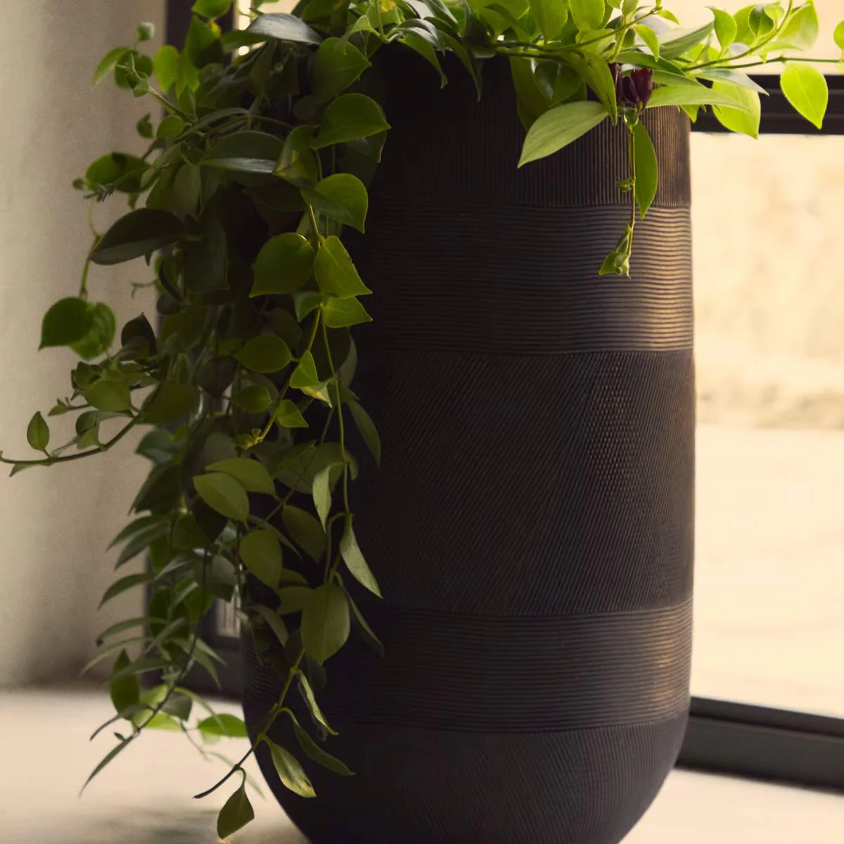 Kave Home Tival beige cement-effect planter Ø 45 cm / Ø 32 cm - Image 14