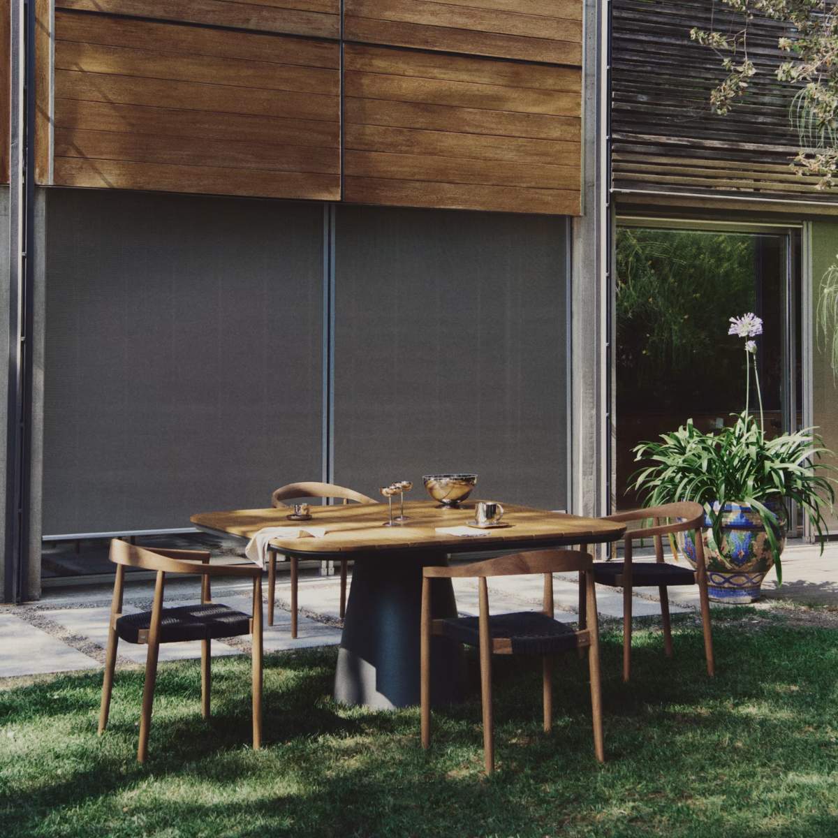 Kave Home Tudons outdoor table in aluminium with a grey and teak finish, 148 x 148 cm FSC 100% - Image 9