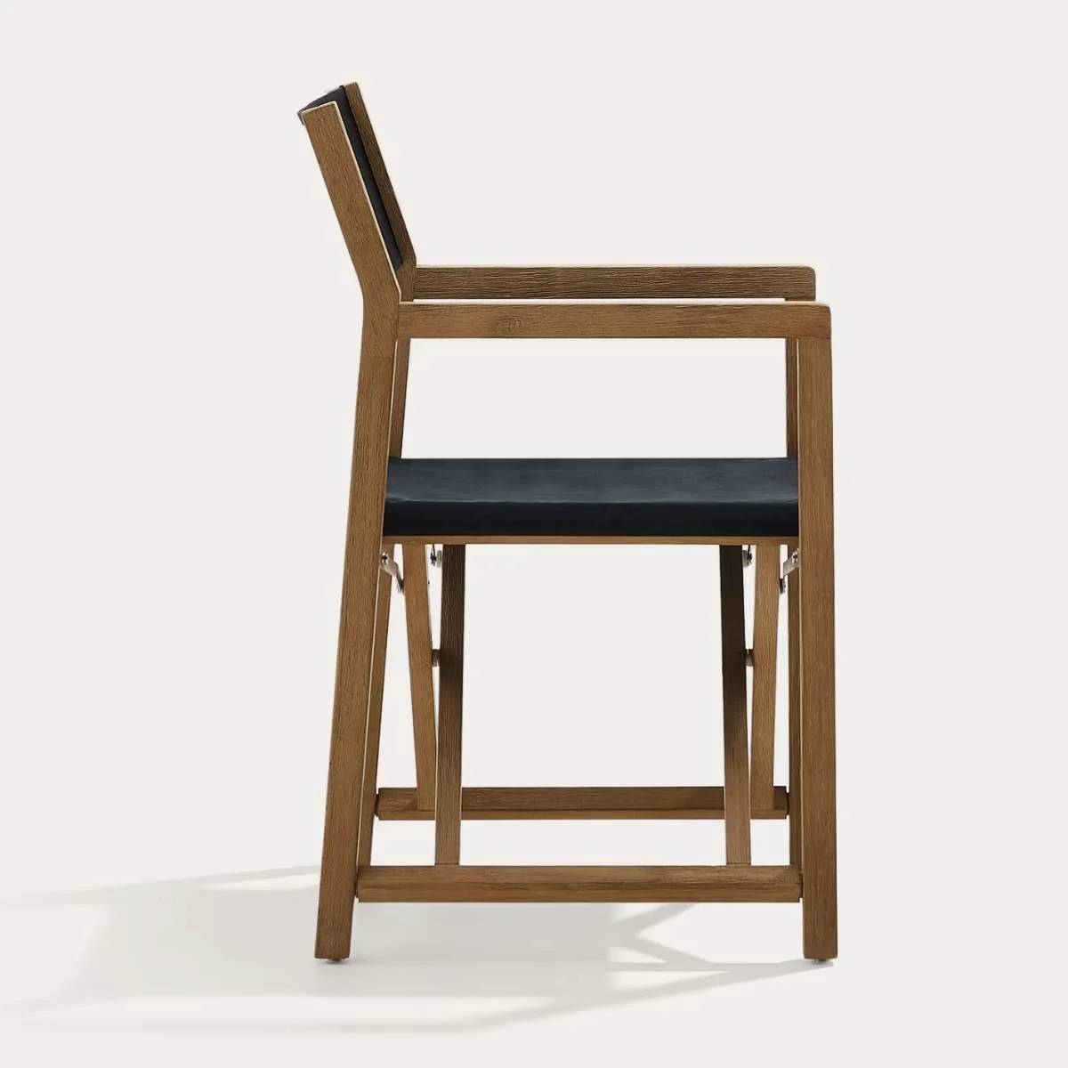 Kave Home Vilara blue and beige striped outdoor folding chair made of FSC 100% solid acacia wood - Image 44
