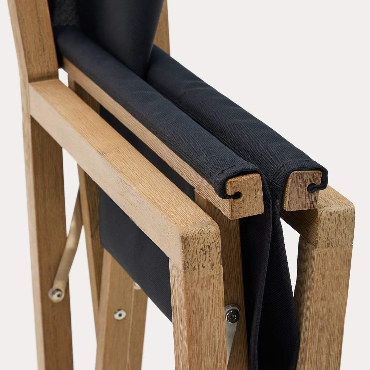 Kave Home Vilara blue and beige striped outdoor folding chair made of FSC 100% solid acacia wood - Image 50