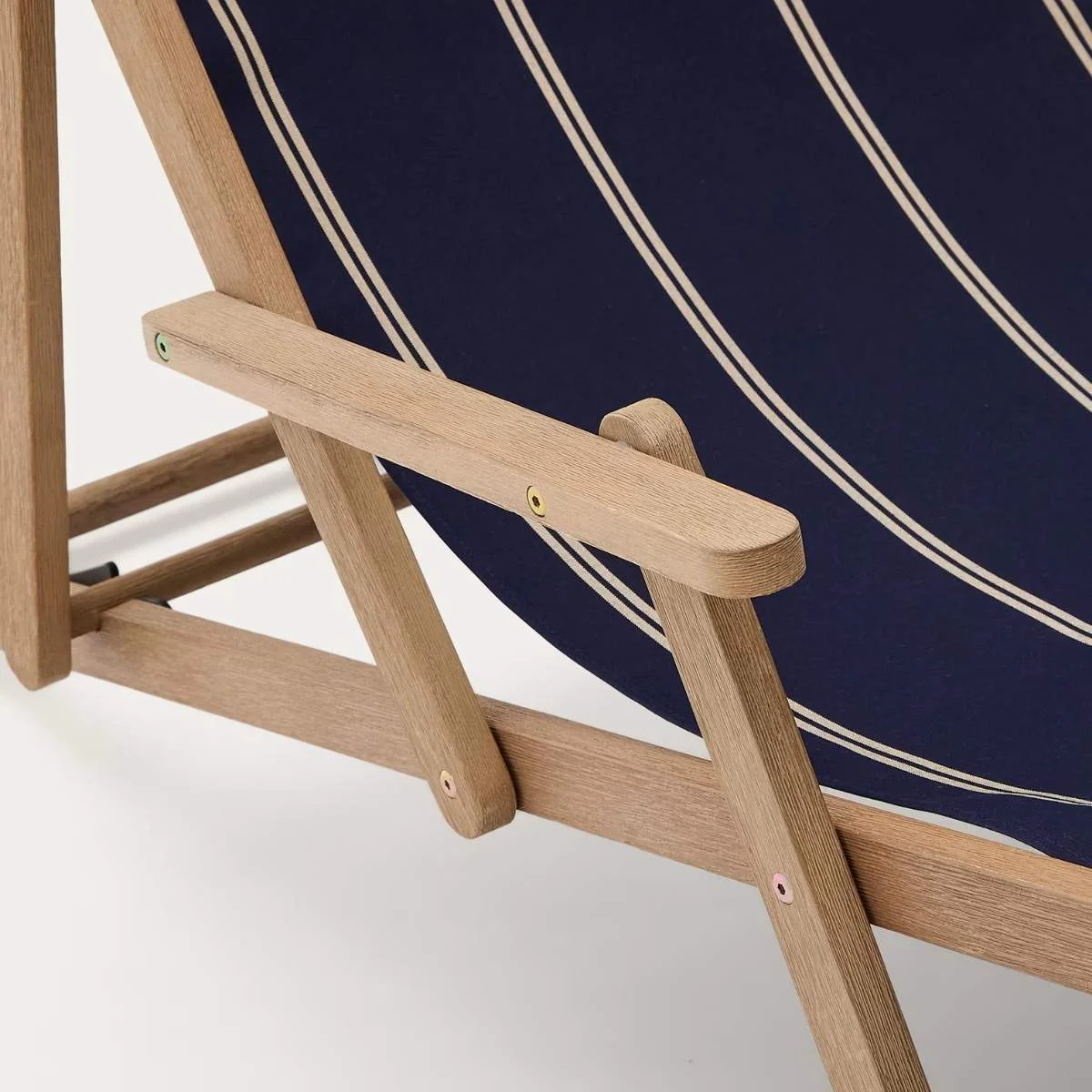Kave Home Vilara brown and beige striped outdoor folding deck chair made of FSC 100% solid acacia wood - Image 15