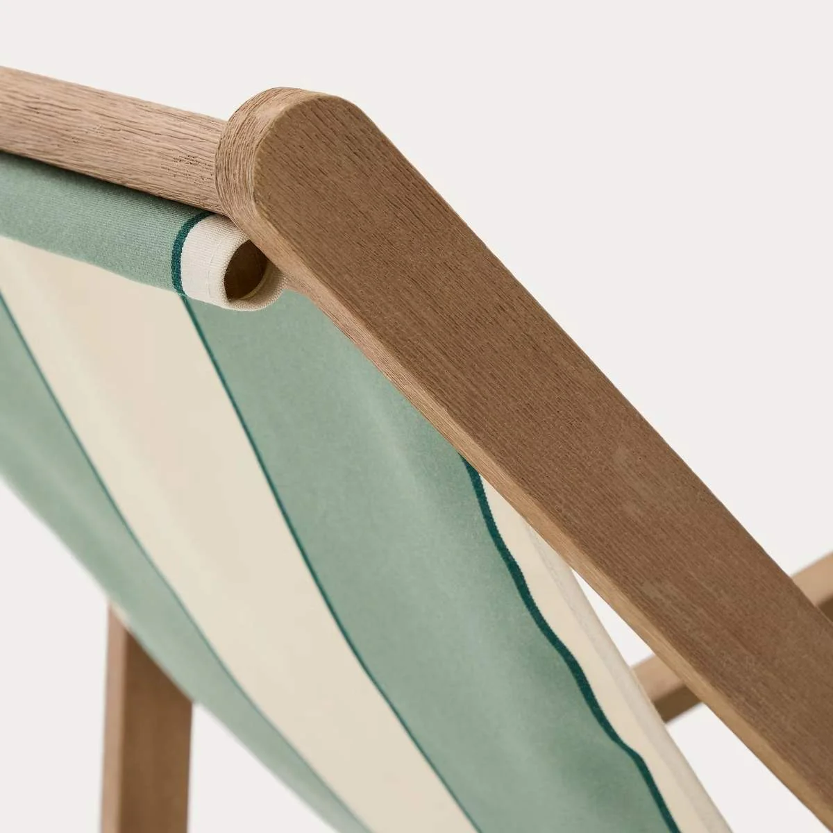 Kave Home Vilara brown and beige striped outdoor folding deck chair made of FSC 100% solid acacia wood - Image 23