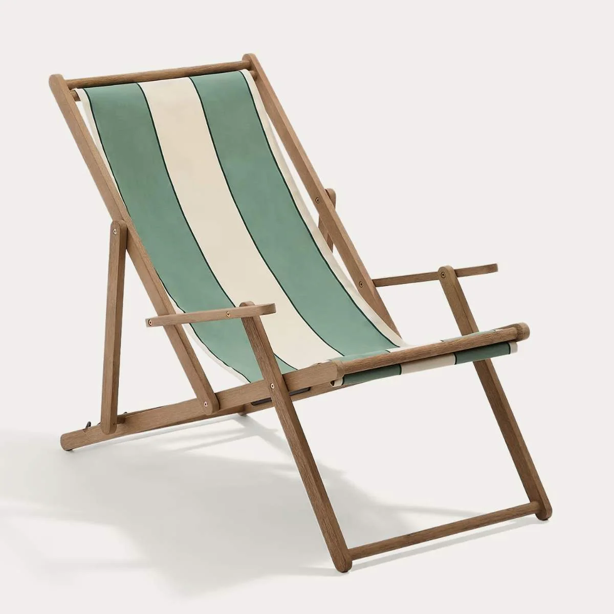 Kave Home Vilara brown and beige striped outdoor folding deck chair made of FSC 100% solid acacia wood - Image 3