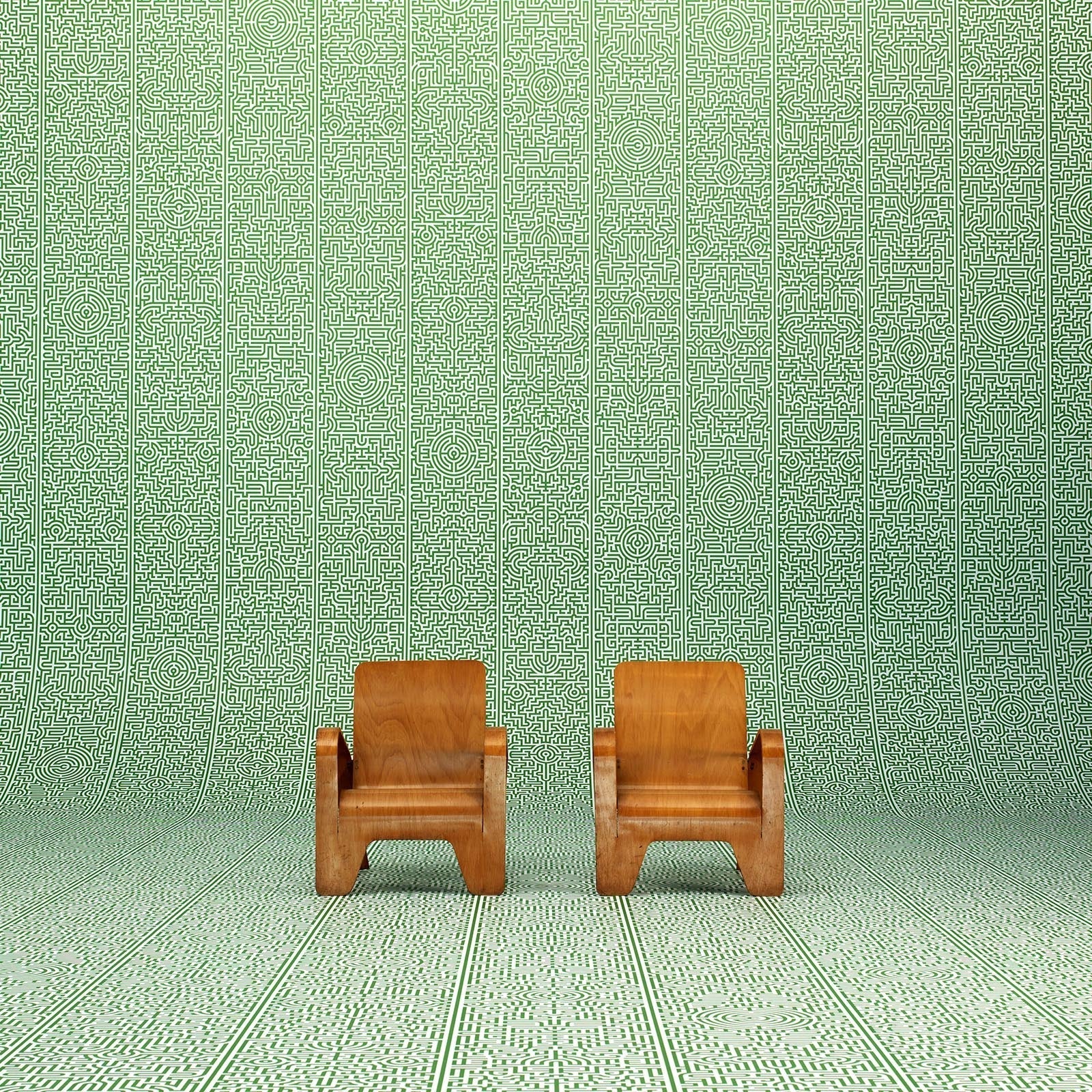 NLXL Labyrinth Wallpaper