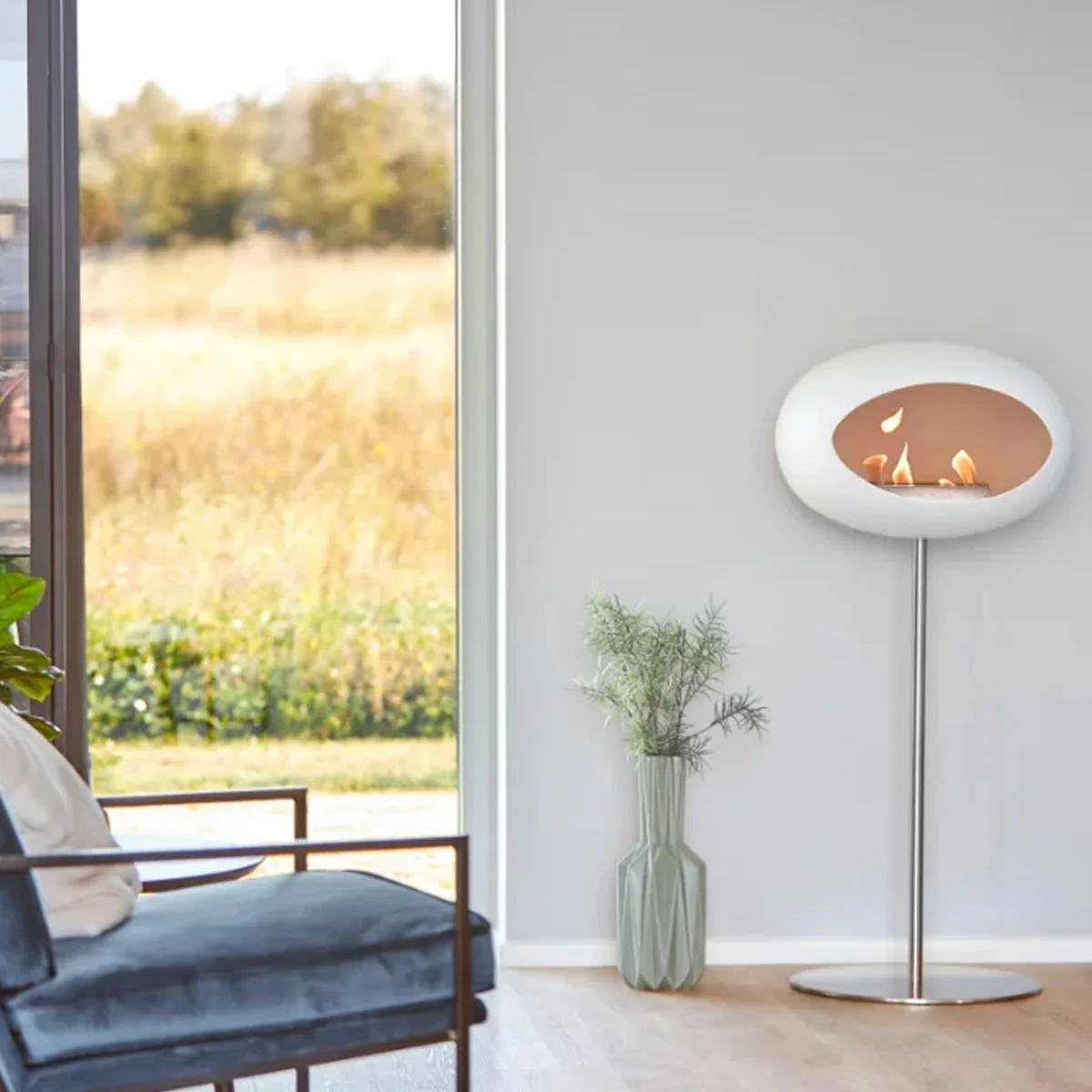 Le Feu Ground Steel High - White - 60mm Pole Width - Image 4