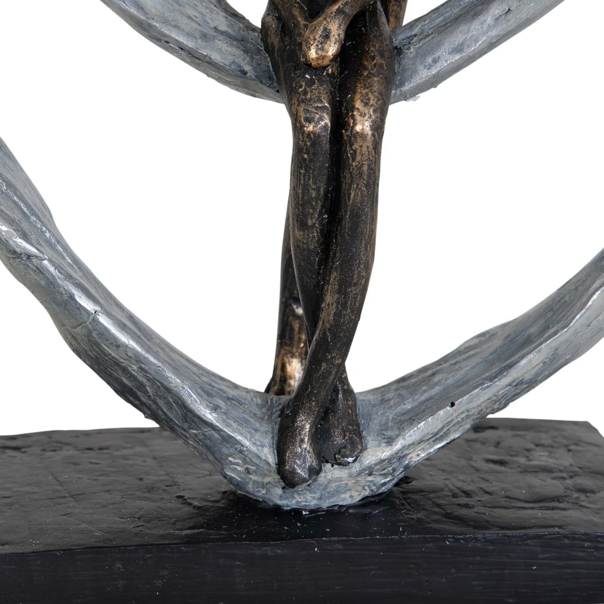 Libra Interiors Love Sculpture In Circular Heart - Image 6