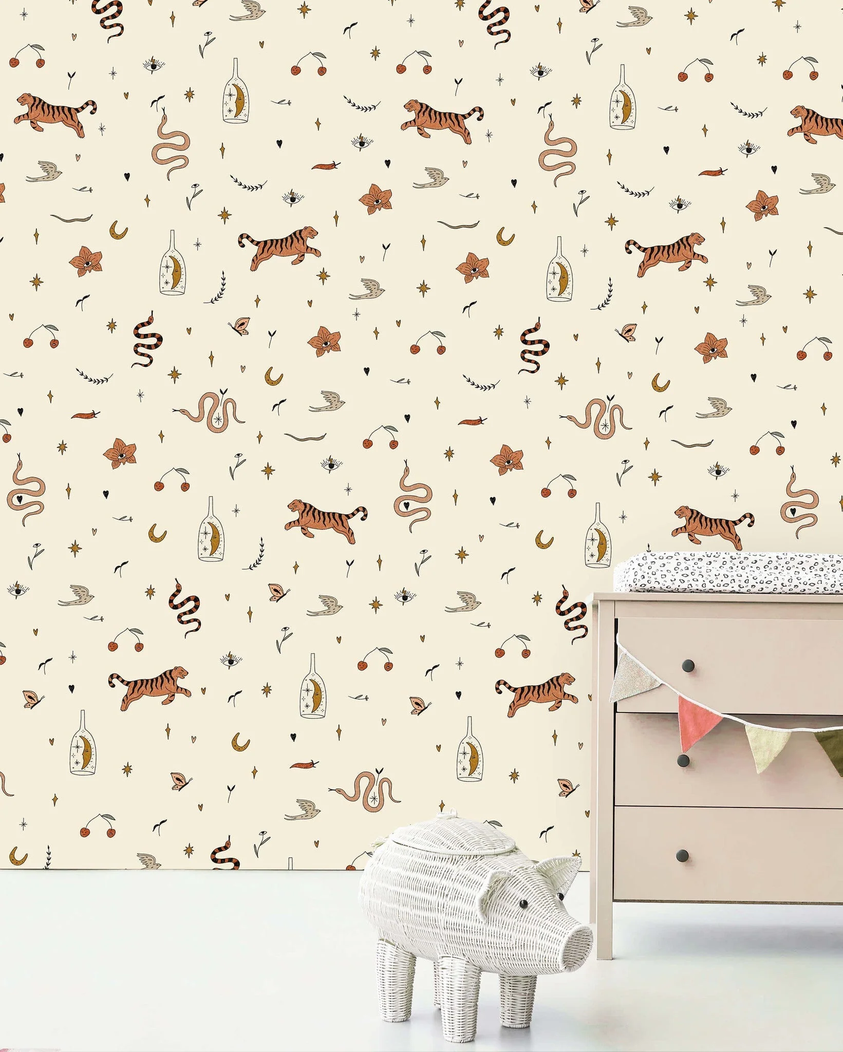 Creative Lab Amsterdam Magical Elixir Repetitive Wallpaper - Image 4