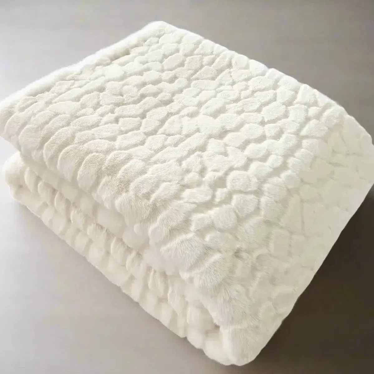 Malini Camberwell Throw In Ivory - Image 3