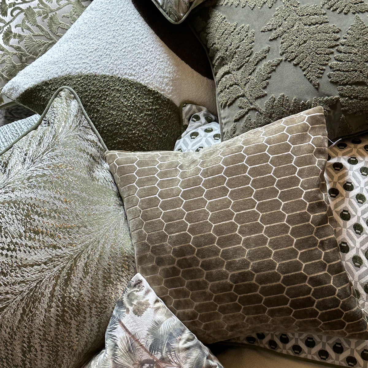 Malini Malini Large Albie Cushion - Image 14