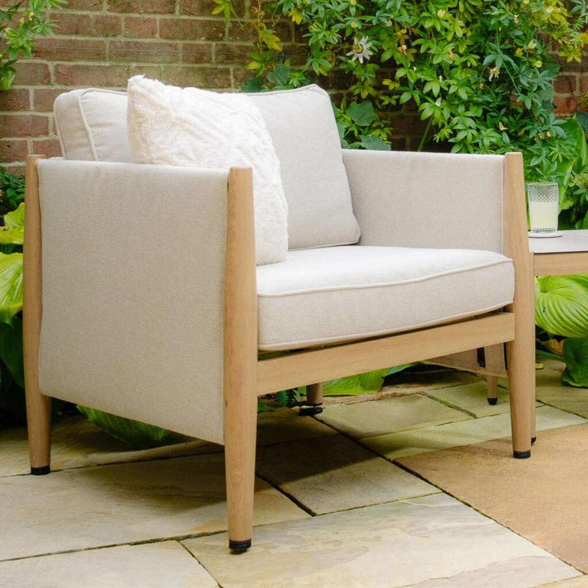 Maze Burford 3 Seat Aluminium Sofa Dining Set - Image 11