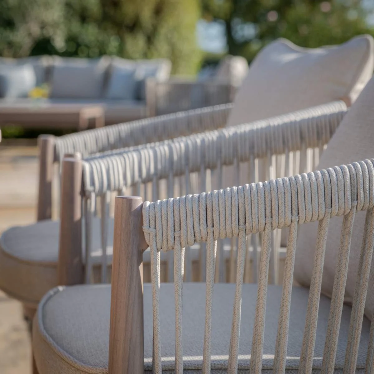 Maze Havana Rope Weave 8 Seat Square Dining Set - Image 3