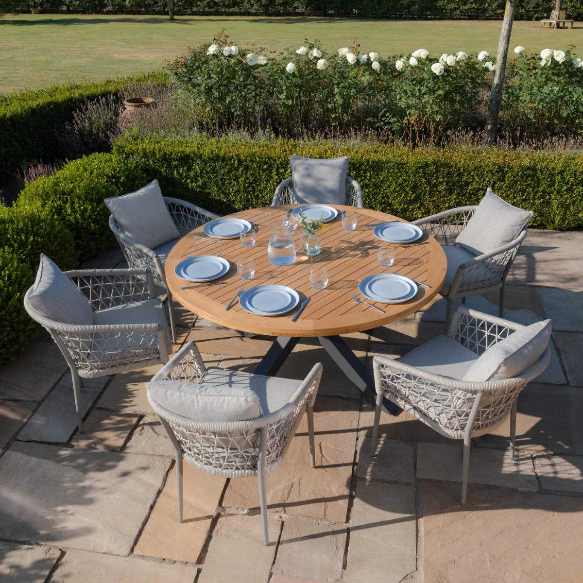 Maze - Jakarta Teak 6 Seat Round Dining Table - Image 10