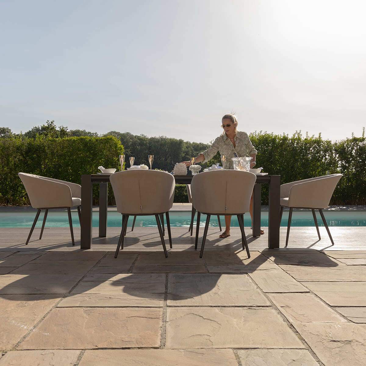 Maze - Outdoor Fabric Ambition 6-10 Seat Extending Dining Set - Image 26