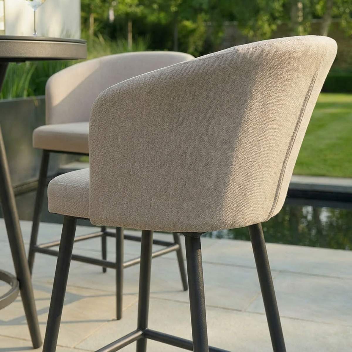 Maze - Outdoor Fabric Zen 4 Seat Low Round Bar Set - Image 19