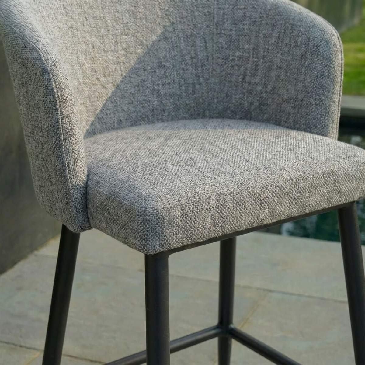 Maze - Outdoor Fabric Zen 4 Seat Low Round Bar Set - Image 31